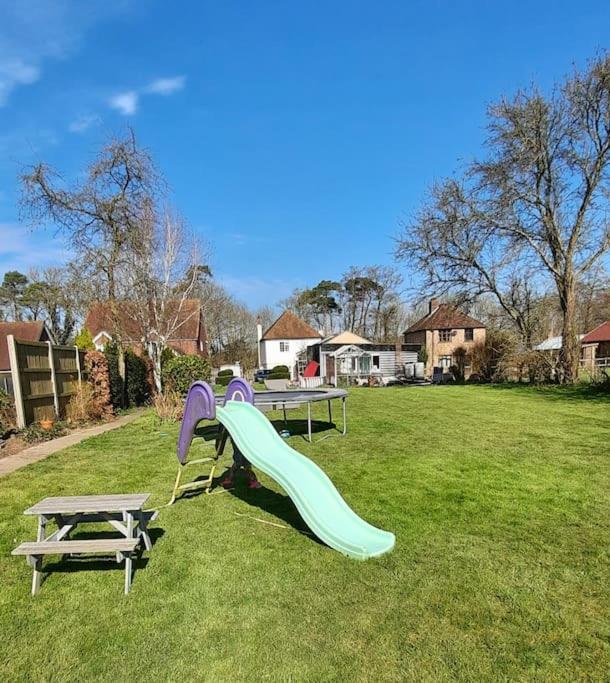 Sycamore Lodge Kent With Ev Zappi Type 2, Swimming Pool For A Fee Sellindge Dış mekan fotoğraf
