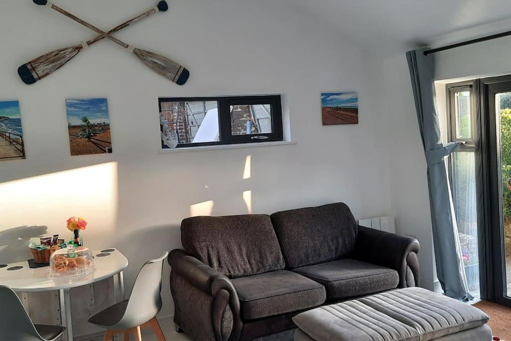 Sycamore Lodge Kent With Ev Zappi Type 2, Swimming Pool For A Fee Sellindge Dış mekan fotoğraf